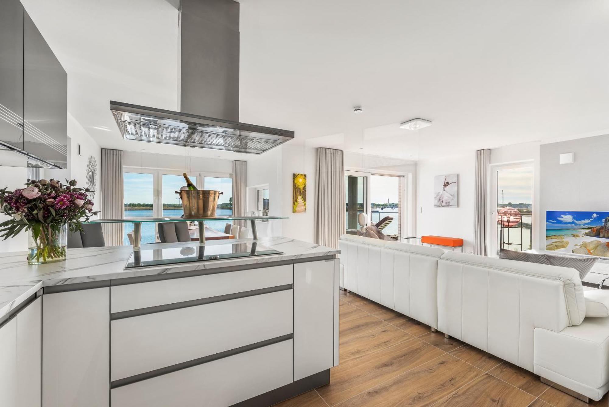 Horizont- Direkt Am Wasser, Hafenblick, Fahrstuhl, Sauna, Ueberdachter Balkon Olpenitz Kültér fotó
